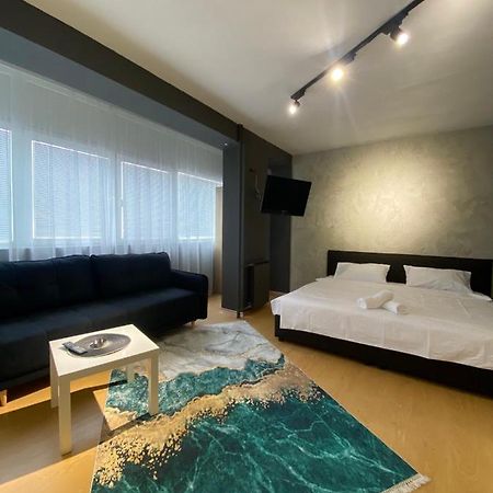 Mt Apartments Skopje Ngoại thất bức ảnh